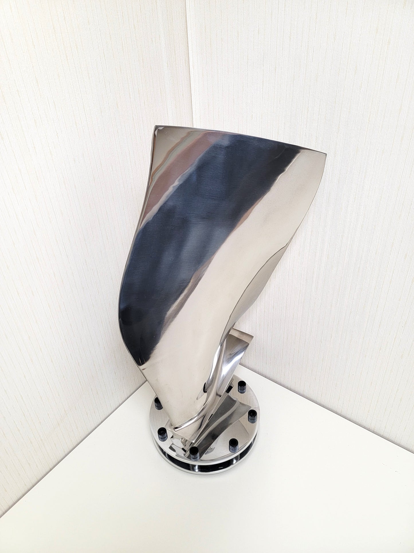 Gulfstream G650 Polished Rolls Royce Jet Engine Blade Statue.