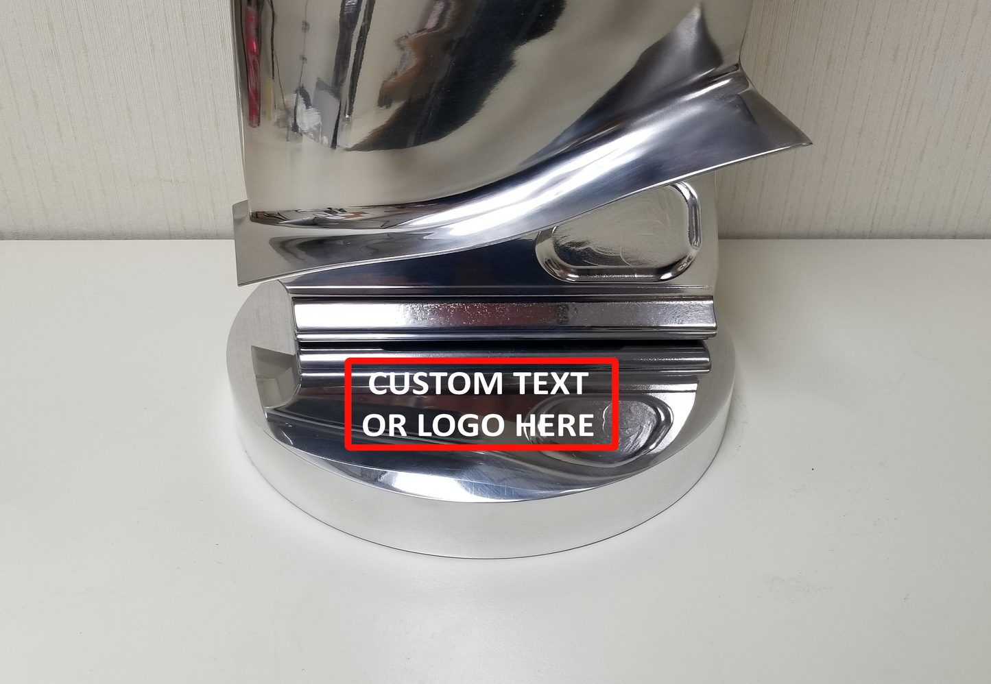 Flat Base Boeing 747 Pratt & Whitney PW4000 Jet Engine Blade Statue.
