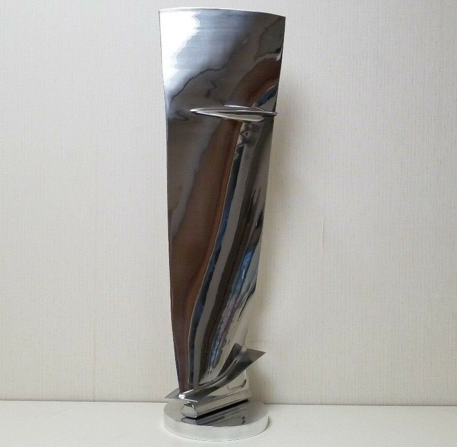 Flat Base Boeing 747 Pratt & Whitney PW4000 Jet Engine Blade Statue.